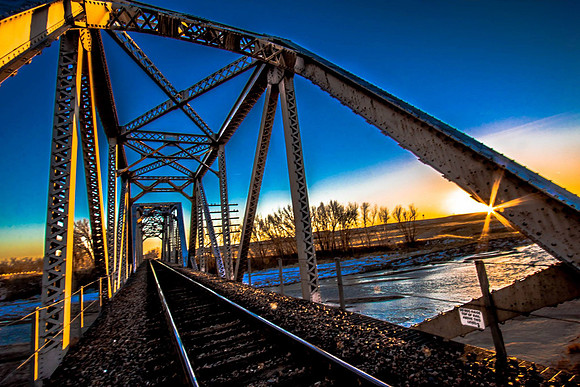 Fountain Train Bridge_