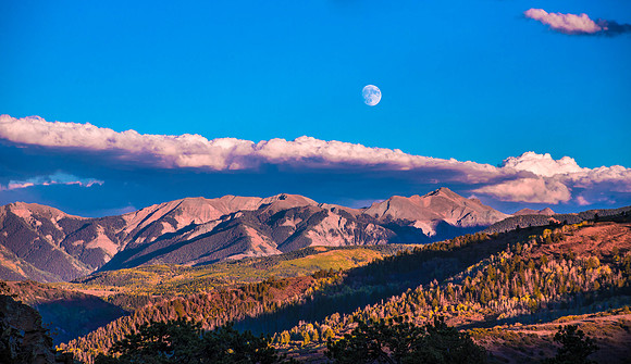 Dallas Divide Moonrise